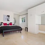 Foz Fancy Fun Villa